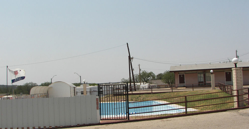 Holiday Host Motel Sonora Exterior foto