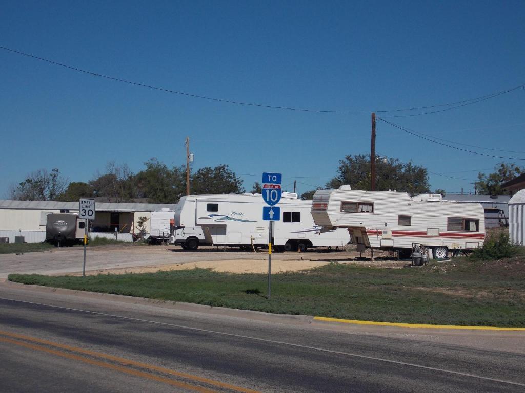 Holiday Host Motel Sonora Exterior foto
